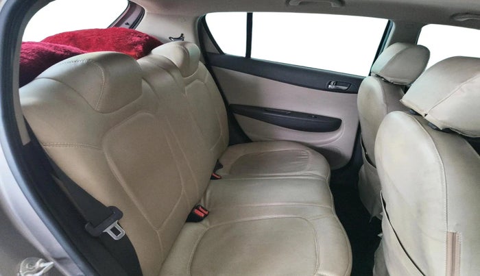 2013 Hyundai i20 MAGNA 1.2, Petrol, Manual, 24,745 km, interior