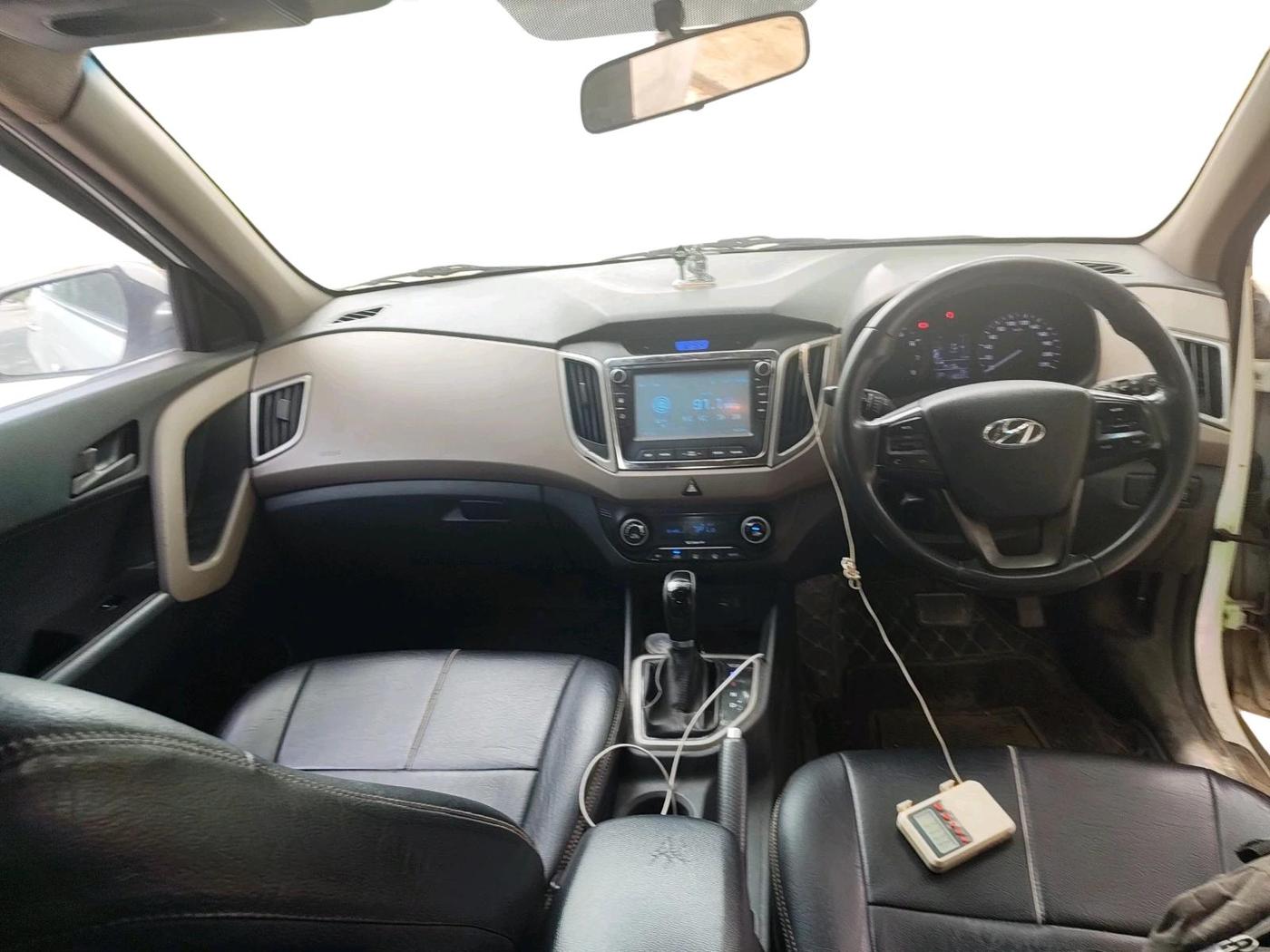 2016 Hyundai Creta SX PLUS AT 1.6 PETROL, Petrol, Automatic, 1,18,037 km, interior