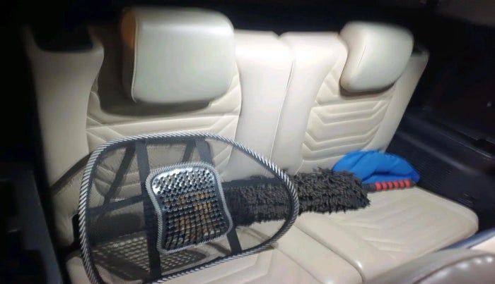 2022 KIA CARENS LUXURY PLUS 1.4 PETROL 7 STR, Petrol, Manual, 22,488 km, interior