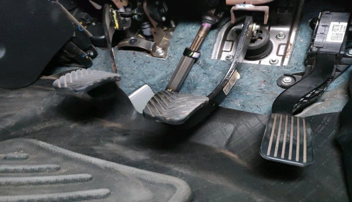 2022 KIA CARENS PRESTIGE 1.4 PETROL 7 STR, Petrol, Manual, 61,240 km, interior