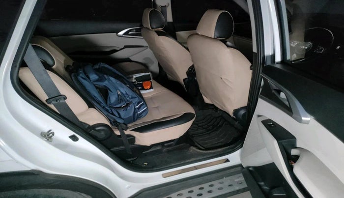 2022 KIA CARENS PRESTIGE 1.4 PETROL 7 STR, Petrol, Manual, 61,240 km, interior