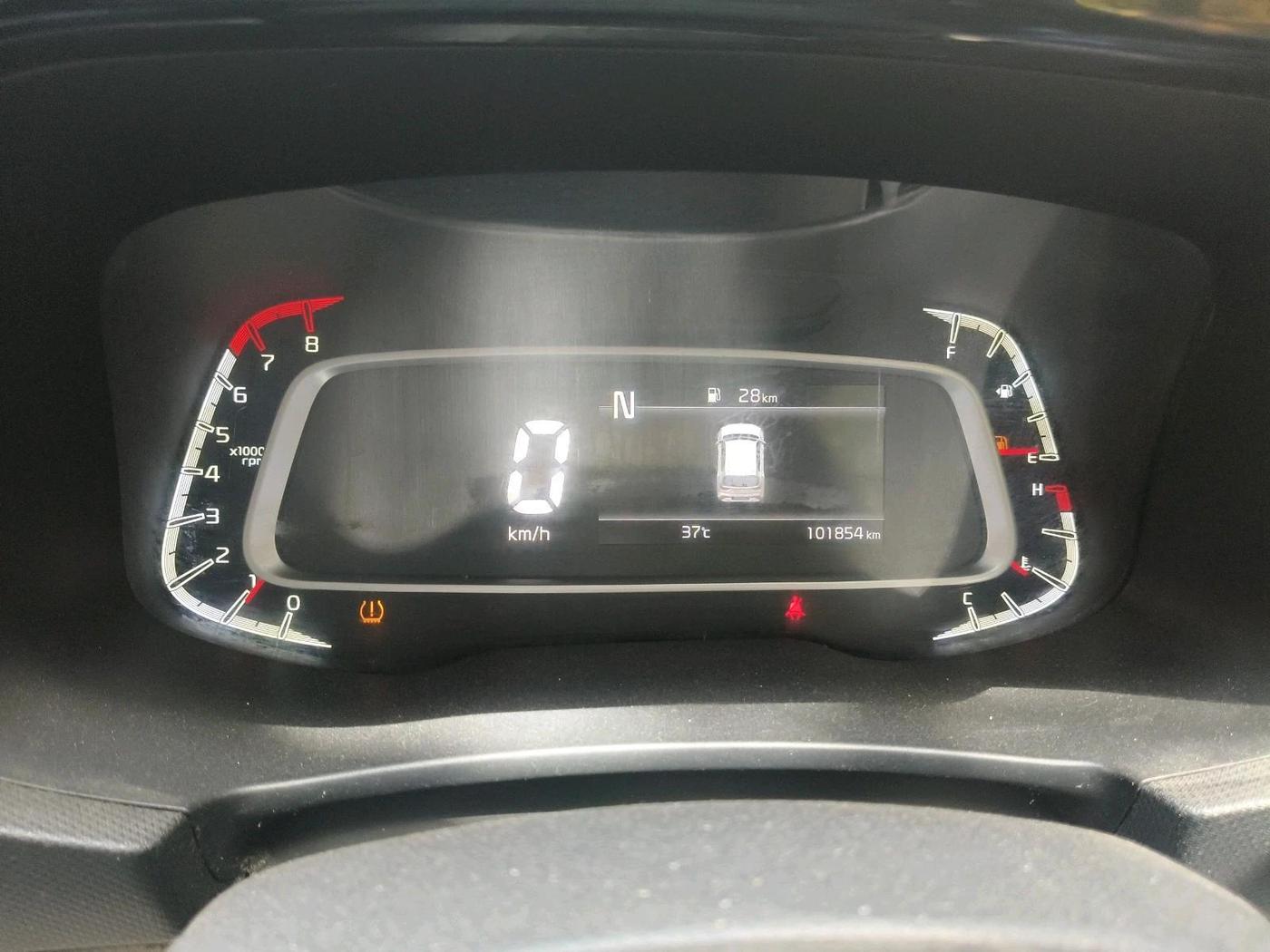 2021 KIA SONET HTX PLUS 1.0 IMT, Petrol, Manual, 1,01,854 km, interior