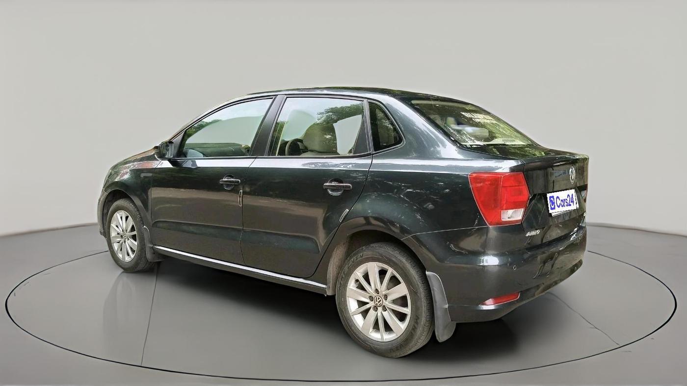 2017 Volkswagen Ameo HIGHLINE1.5L, Diesel, Manual, 1,04,130 km, exterior