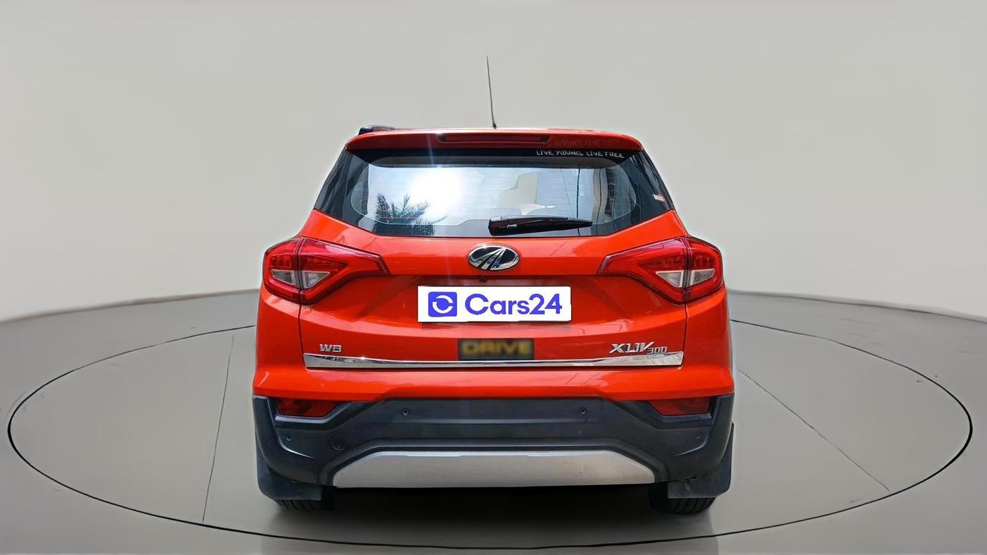 2019 Mahindra XUV300 W8 1.5 DIESEL, Diesel, Manual, 52,757 km, exterior