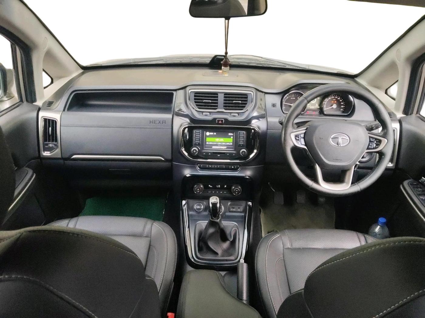 2017 Tata Hexa XT 4X2 6 STR, Diesel, Manual, 1,69,032 km, interior