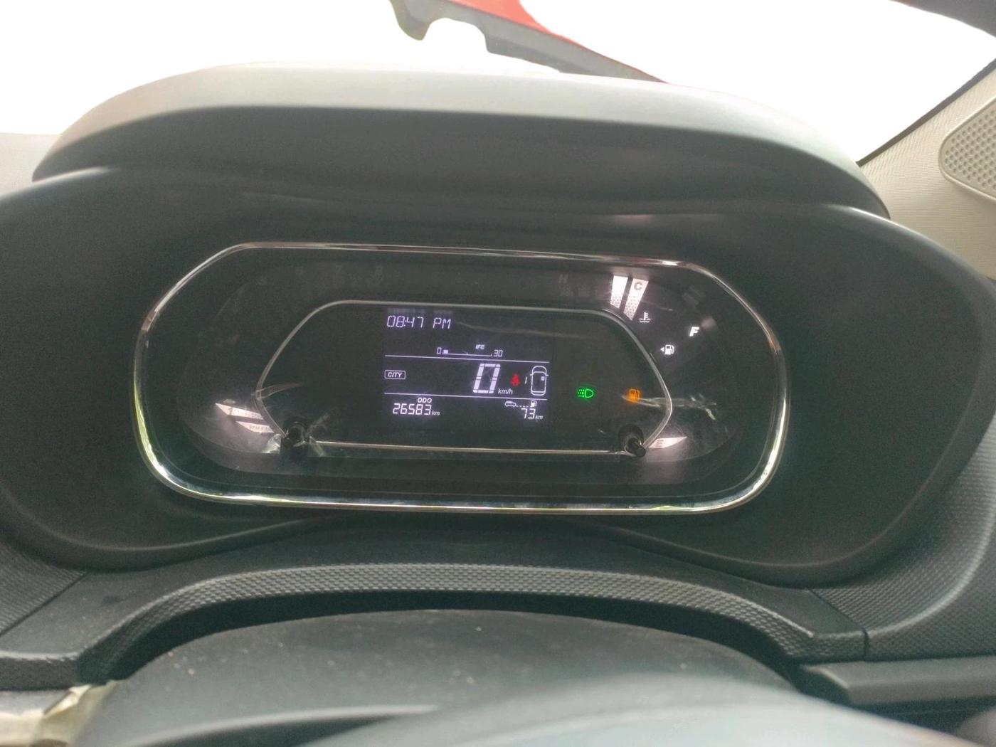 2024 Tata NEXON SMART 1.2 PETROL, Petrol, Manual, 26,583 km, interior