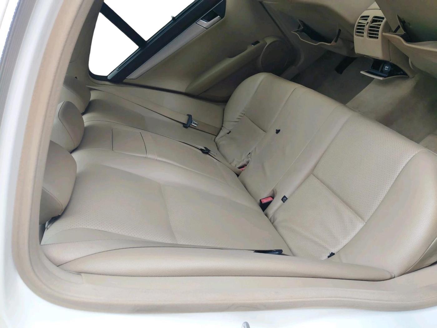 2013 Mercedes Benz C Class 200 CGI AVANTGARDE, Petrol, Automatic, 1,14,493 km, interior