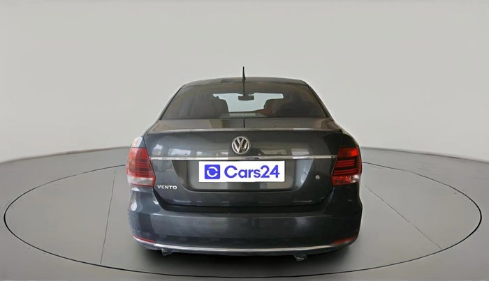 2017 Volkswagen Vento HIGHLINE 1.6 MPI, Petrol, Manual, 59,491 km, exterior