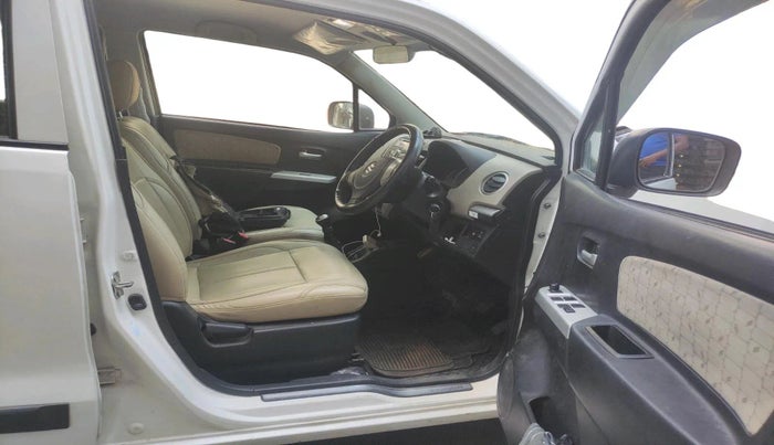 2016 Maruti Wagon R 1.0 VXI, Petrol, Manual, 38,407 km, interior