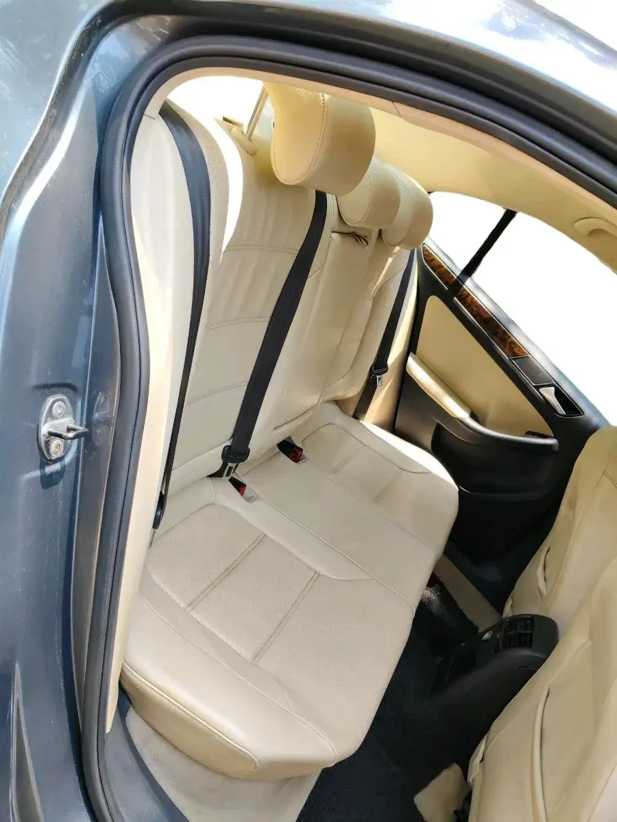 2014 Volkswagen Jetta COMFORTLINE TSI, Petrol, Manual, 96,556 km, interior