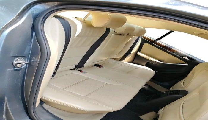 2014 Volkswagen Jetta COMFORTLINE TSI, Petrol, Manual, 96,556 km, interior