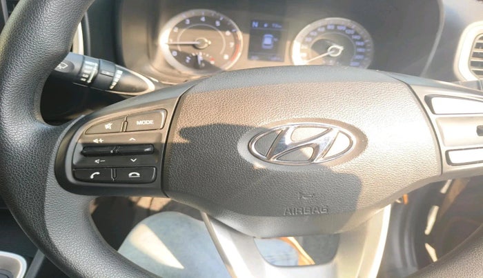 2020 Hyundai VENUE S 1.0 TURBO IMT, Petrol, Manual, 13,500 km, interior