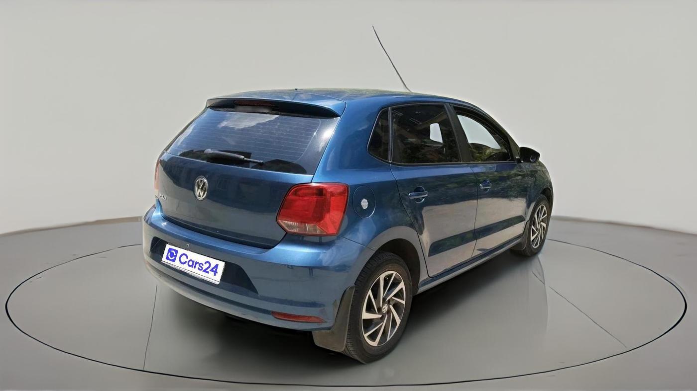 2017 Volkswagen Polo COMFORTLINE 1.2L, Petrol, Manual, 1,14,102 km, exterior