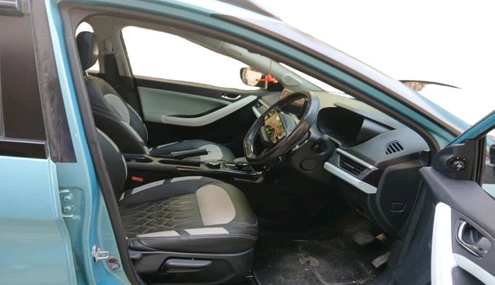 2023 Tata NEXON CREATIVE PLUS S 1.5 REVOTORQ 6 AMT, Diesel, Automatic, 30,992 km, interior