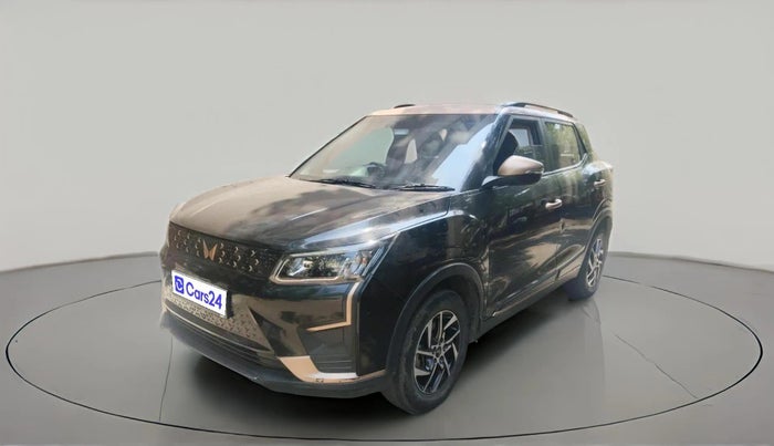 2023 Mahindra XUV400 EL 7.2 KW, Electric, Automatic, 33,252 km, exterior