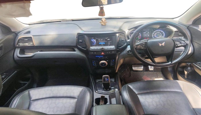 2023 Mahindra XUV400 EL 7.2 KW, Electric, Automatic, 33,252 km, interior