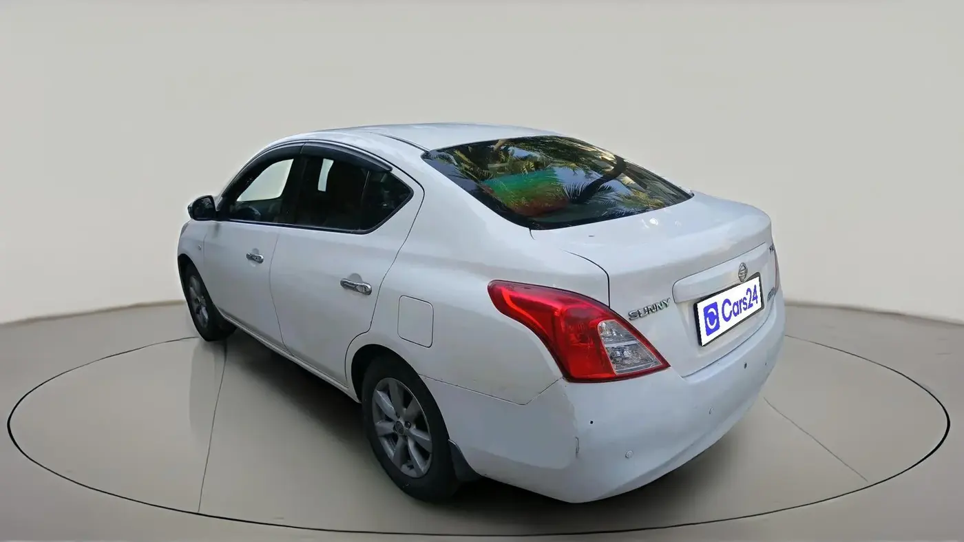 2013 Nissan Sunny XV DIESEL, Diesel, Manual, 82,650 km, exterior