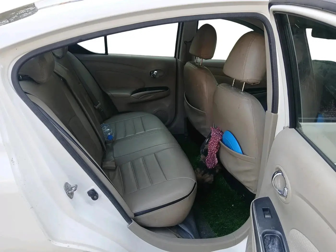 2013 Nissan Sunny XV DIESEL, Diesel, Manual, 82,650 km, interior