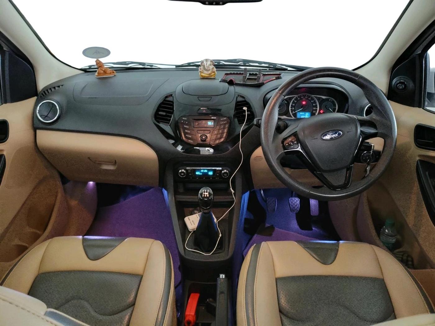2015 Ford Figo Aspire TREND 1.2 PETROL, Petrol, Manual, 1,05,438 km, interior