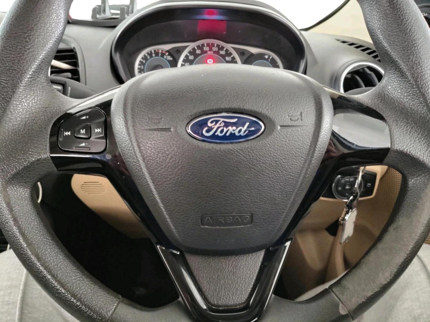 2015 Ford Figo Aspire TREND 1.2 PETROL, Petrol, Manual, 1,05,438 km, interior