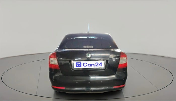 2013 Skoda Laura AMBIENTE 2.0 TDI CR MT, Diesel, Manual, 1,65,761 km, exterior