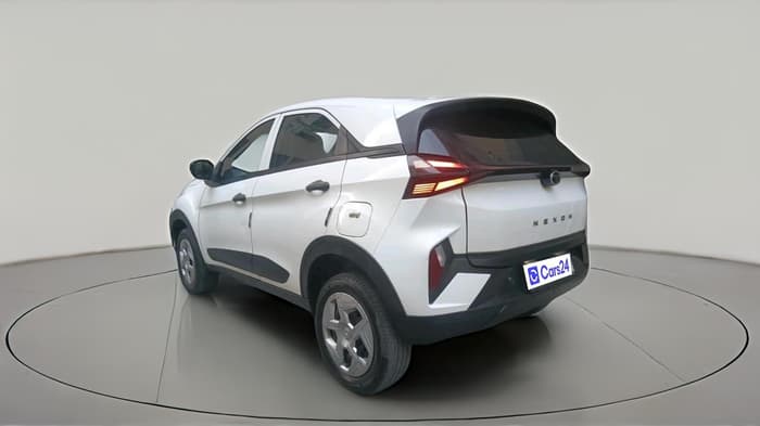 2024 Tata NEXON Smart Plus 1.2 Revotron 6 AMT, Petrol, Automatic, 25,950 km, exterior