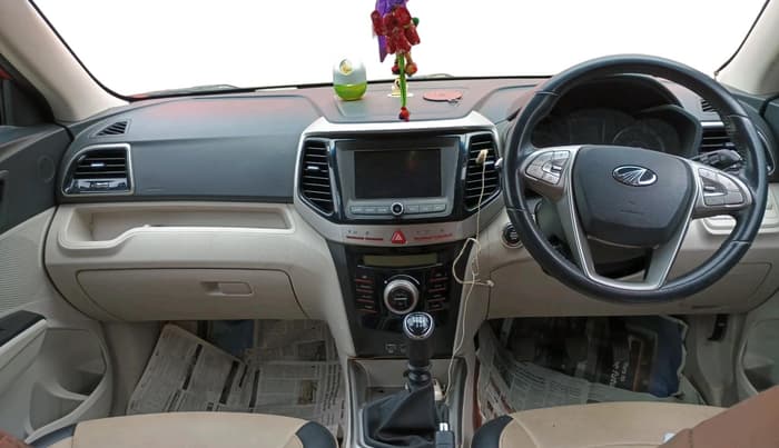 2019 Mahindra XUV300 W8 1.2 PETROL, Petrol, Manual, 59,218 km, interior