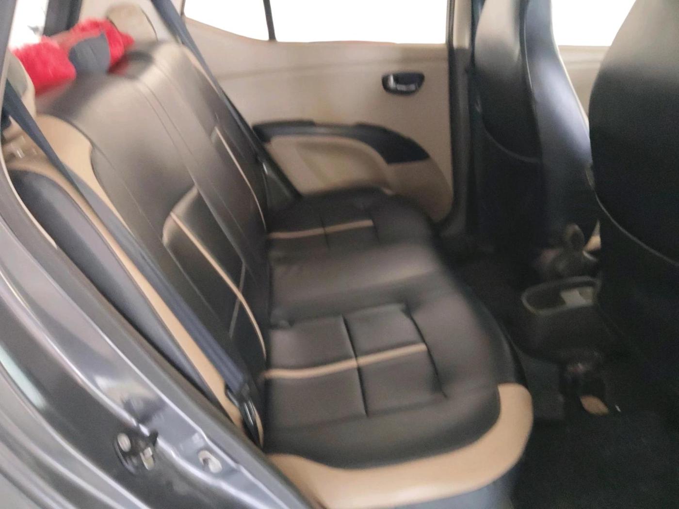 2011 Hyundai i10 MAGNA 1.2, Petrol, Manual, 75,466 km, interior