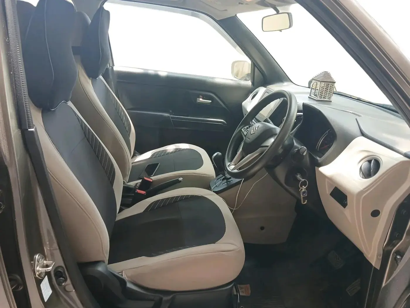 2019 Maruti New Wagon-R ZXI 1.2 AMT, Petrol, Automatic, 33,537 km, interior