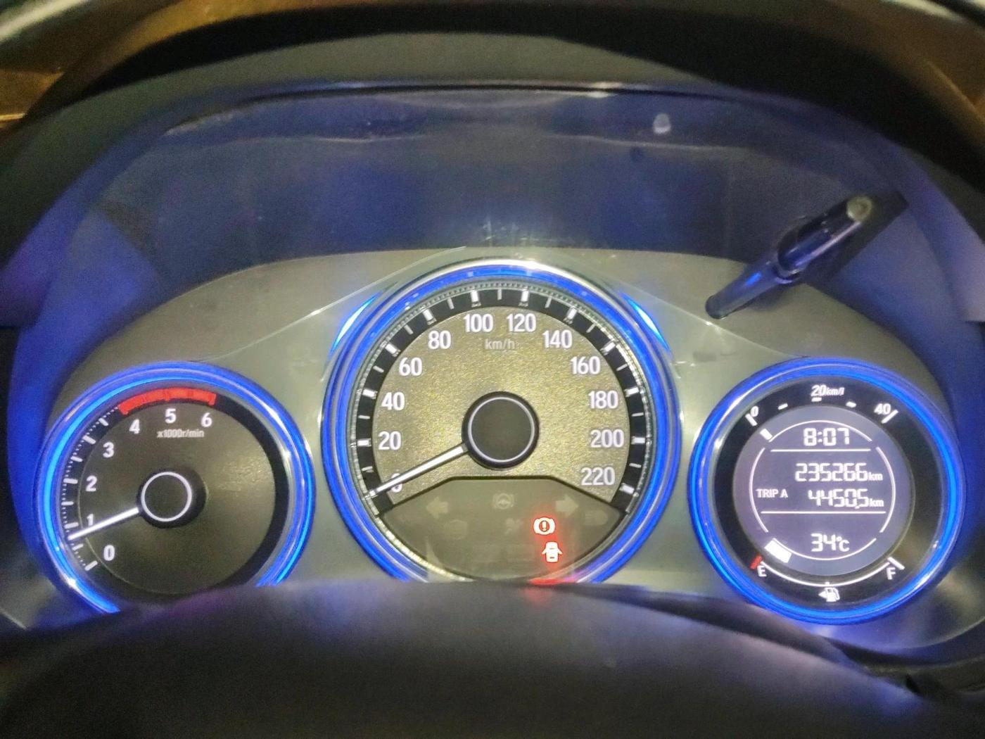 2014 Honda City 1.5L I-DTEC VX, Diesel, Manual, 2,35,266 km, interior