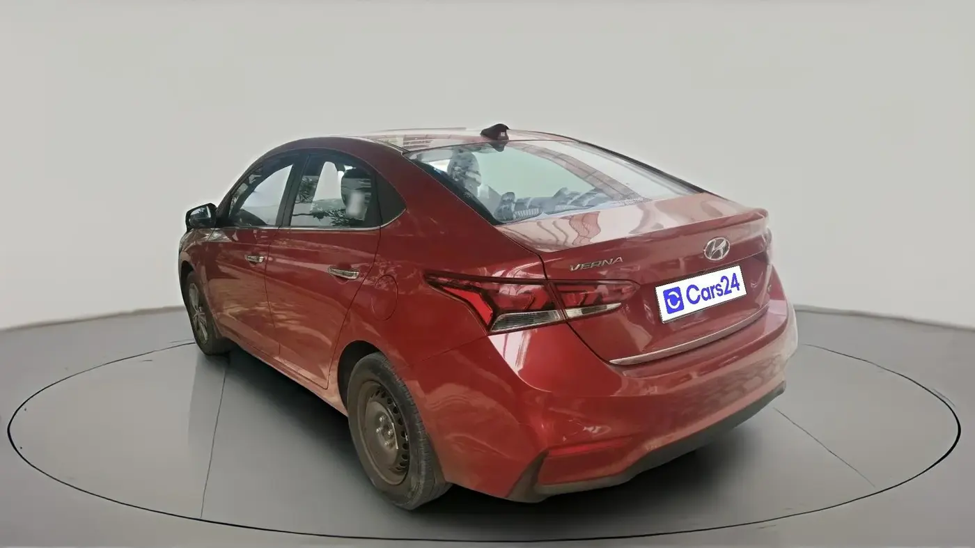 2019 Hyundai Verna 1.6 VTVT SX, Petrol, Manual, 28,084 km, exterior