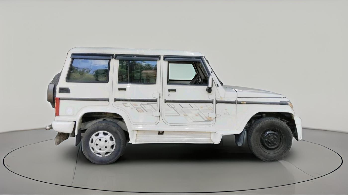 2013 Mahindra Bolero ZLX BS-III, Diesel, Manual, 3,82,333 km, exterior
