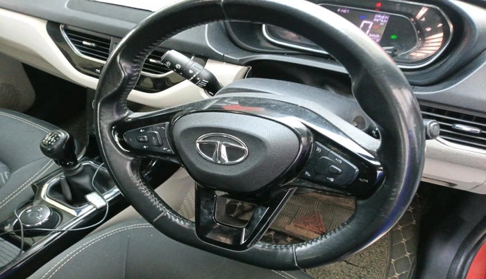 2021 Tata NEXON XZ PLUS SUNROOF PETROL DUAL TONE, Petrol, Manual, 88,352 km, interior