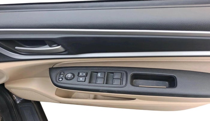 2022 Honda Amaze 1.2L I-VTEC VX CVT, Petrol, Automatic, 28,672 km, interior