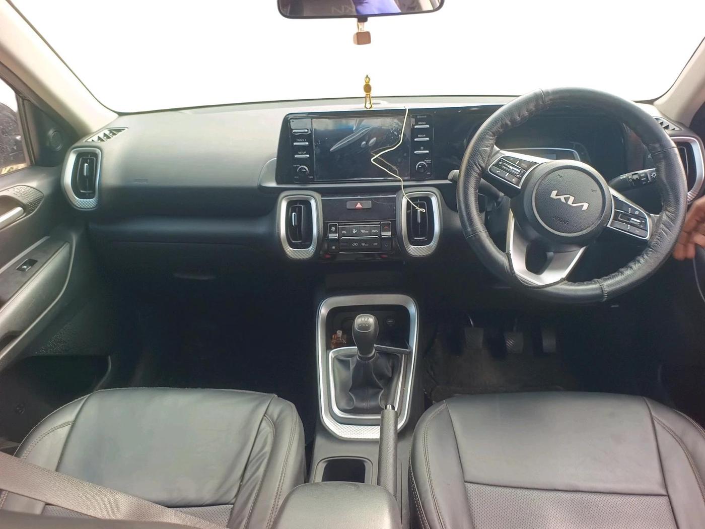 2023 KIA SONET HTK PLUS 1.2, Petrol, Manual, 5,044 km, interior