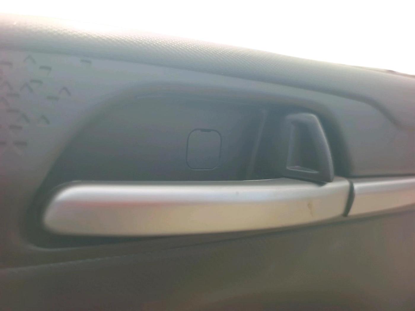 2023 KIA SONET HTK PLUS 1.2, Petrol, Manual, 5,044 km, interior
