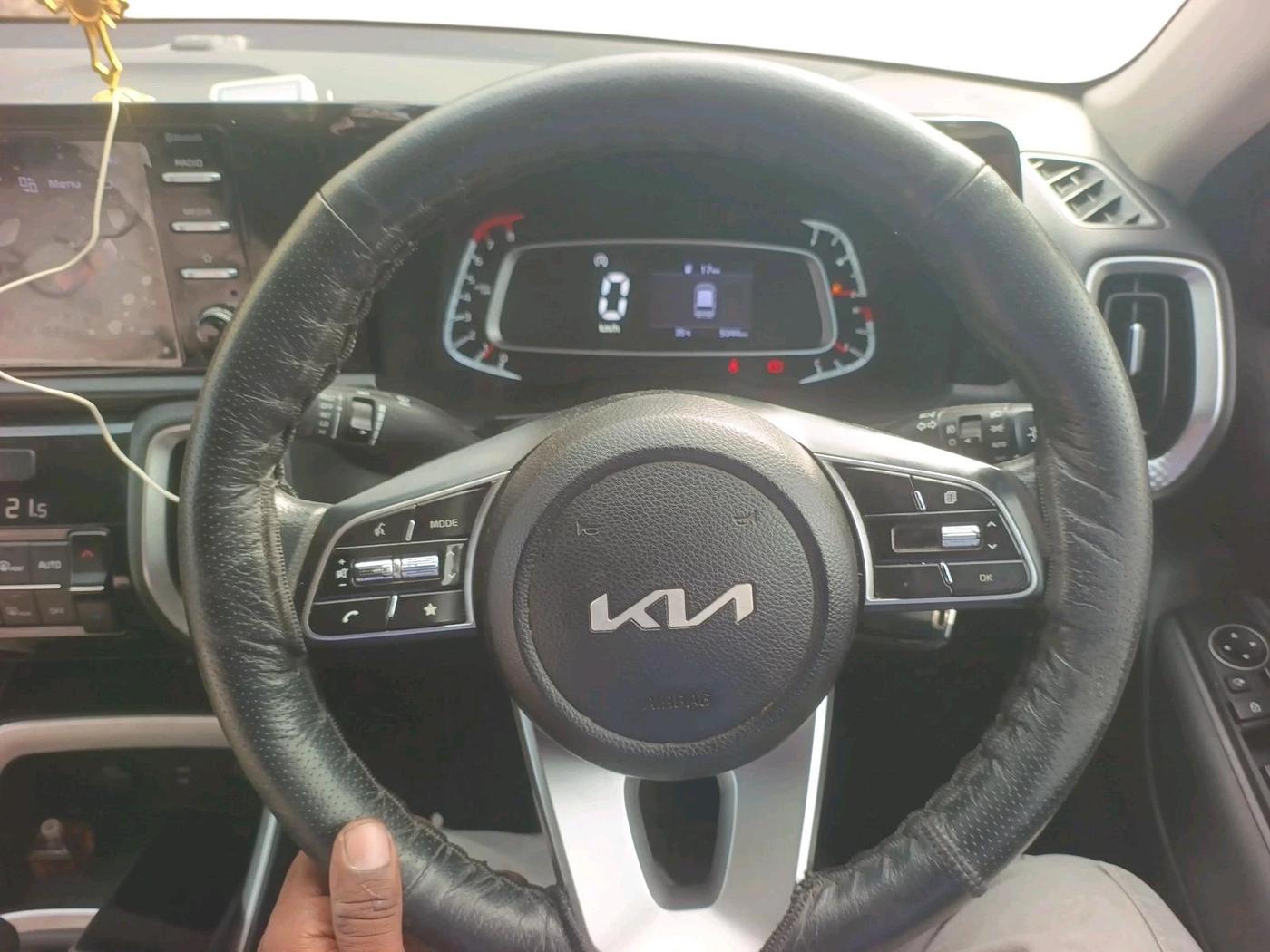 2023 KIA SONET HTK PLUS 1.2, Petrol, Manual, 5,044 km, interior