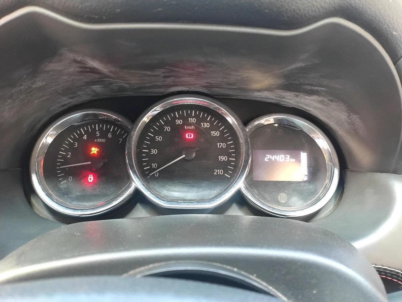 2018 Nissan Terrano  XL D Plus, Diesel, Manual, 24,403 km, interior