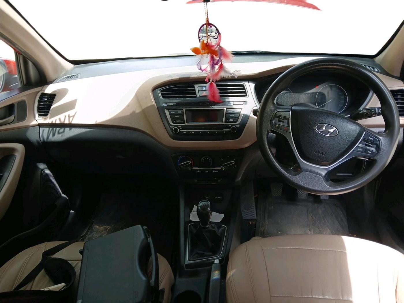 2017 Hyundai Elite i20 SPORTZ 1.2, Petrol, Manual, 1,19,730 km, interior