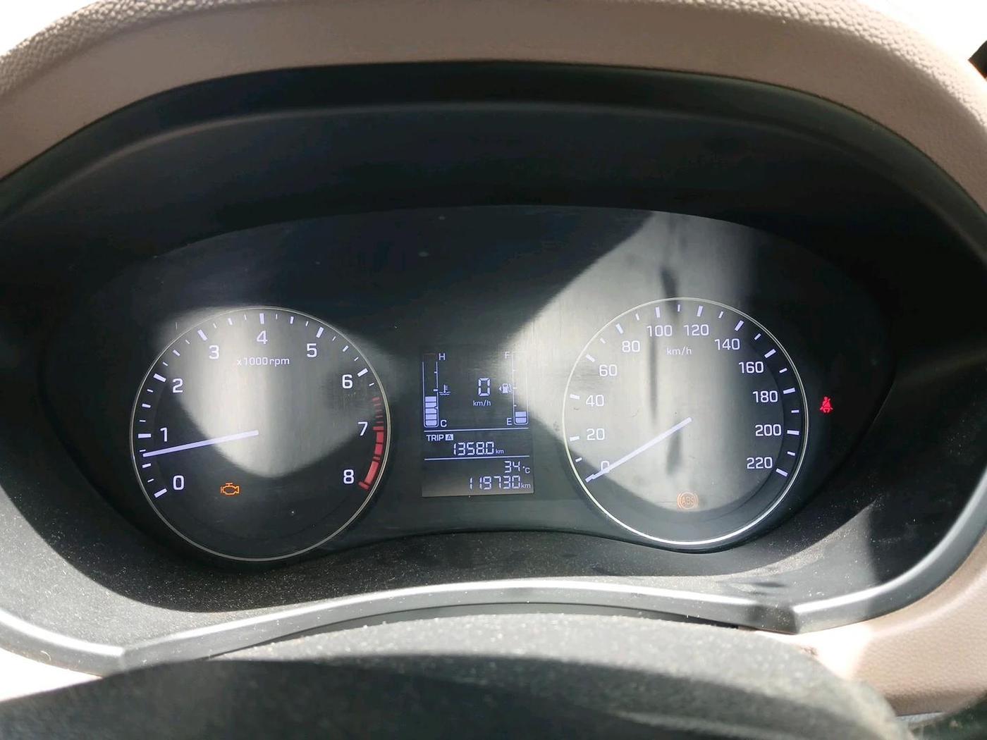 2017 Hyundai Elite i20 SPORTZ 1.2, Petrol, Manual, 1,19,730 km, interior
