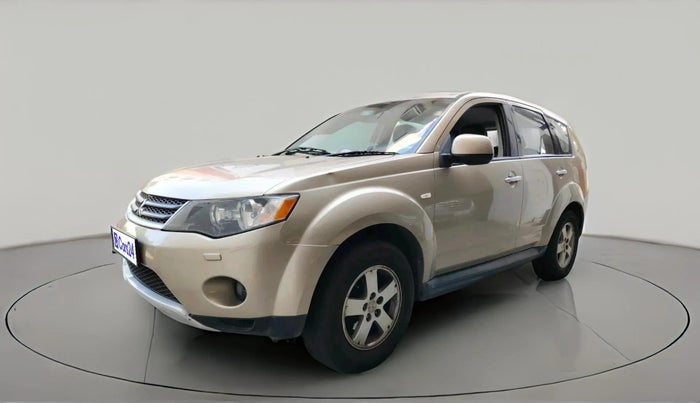 2009 Mitsubishi Outlander 2.4 MIVEC, Petrol, Automatic, 81,375 km, exterior