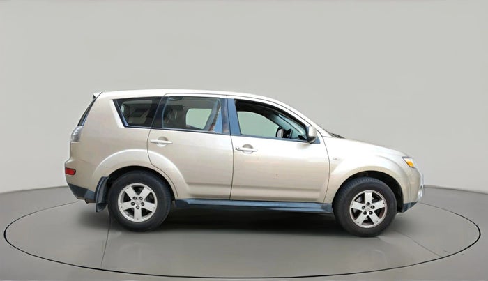 2009 Mitsubishi Outlander 2.4 MIVEC, Petrol, Automatic, 81,375 km, exterior