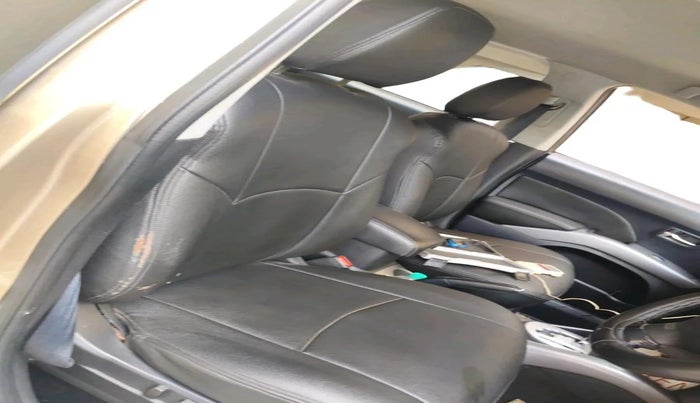 2009 Mitsubishi Outlander 2.4 MIVEC, Petrol, Automatic, 81,375 km, interior