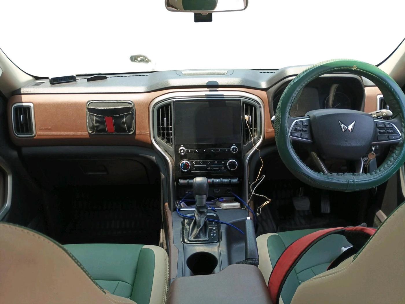 2023 Mahindra SCORPIO-N Z6 DIESEL AT 2WD 7 STR, Diesel, Automatic, 45,075 km, interior
