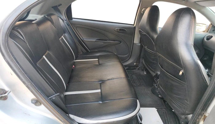 2012 Toyota Etios Liva G, Petrol, Manual, 57,904 km, interior