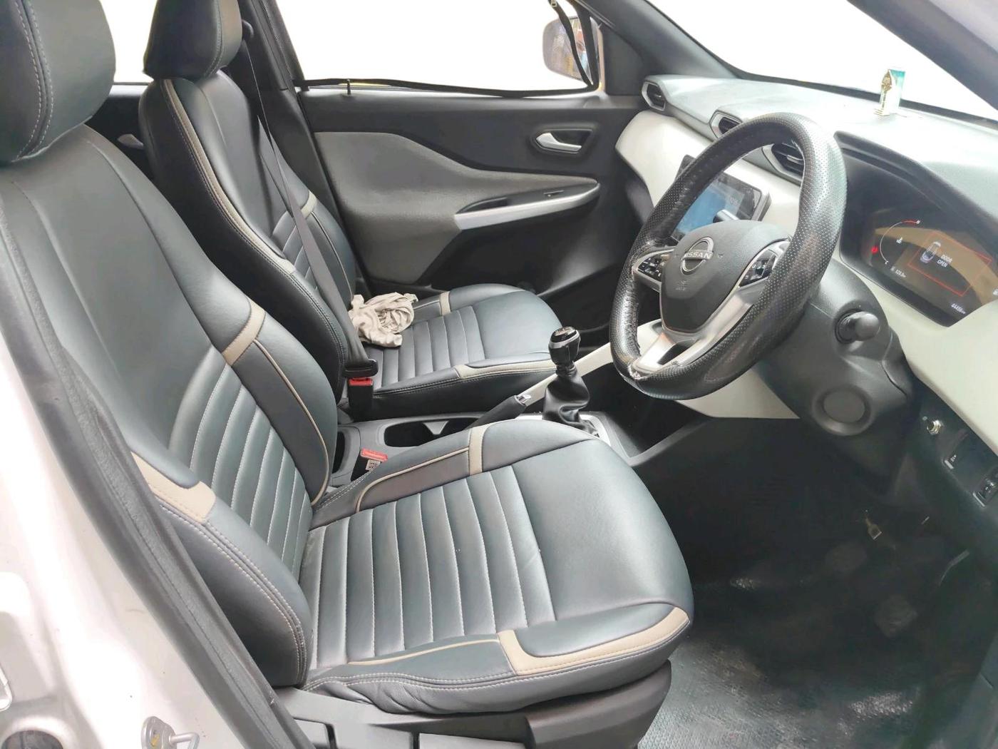2021 Nissan MAGNITE XV TURBO, Petrol, Manual, 44,458 km, interior