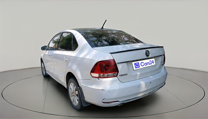 2016 Volkswagen Vento 1.2 TSI HIGHLINE PLUS AT, Petrol, Automatic, 86,077 km, exterior