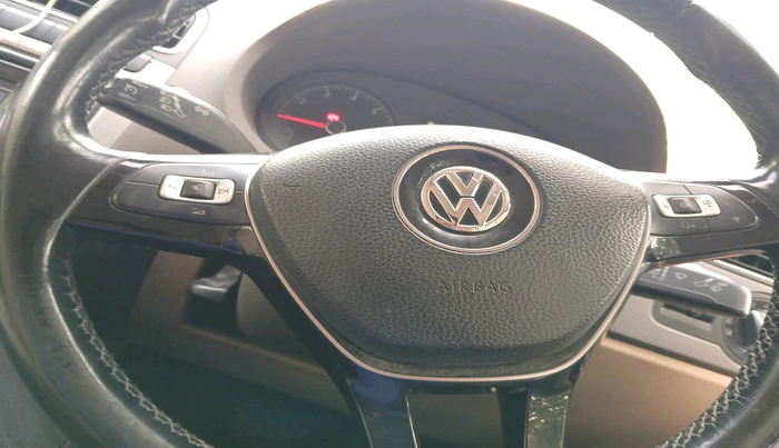 2016 Volkswagen Vento 1.2 TSI HIGHLINE PLUS AT, Petrol, Automatic, 86,077 km, interior