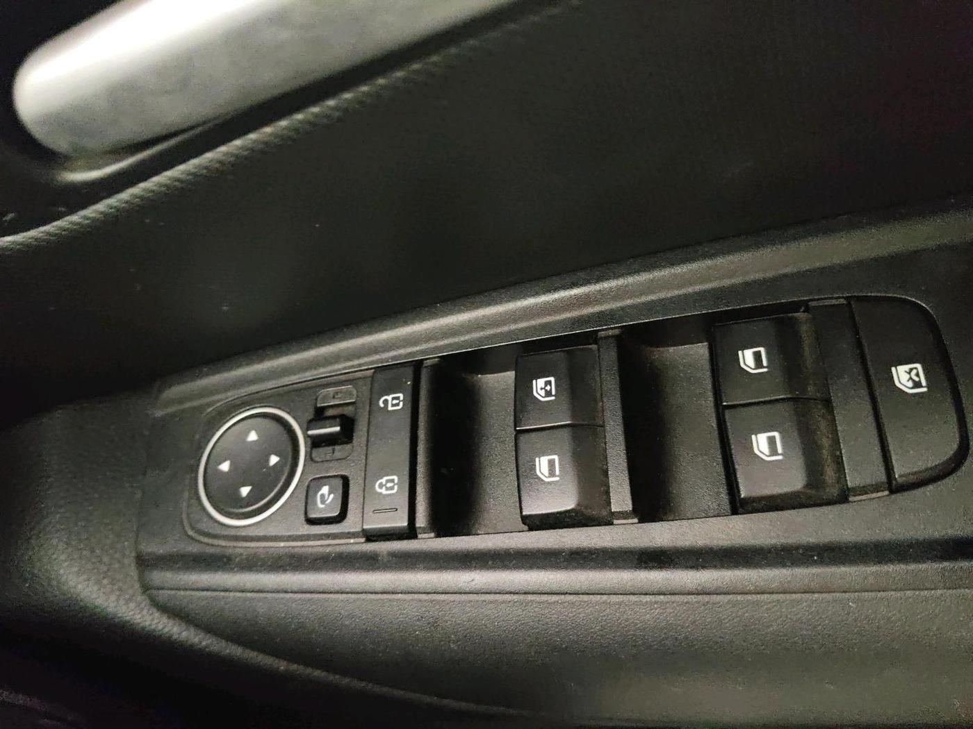 2021 KIA SONET HTK PLUS 1.5, Diesel, Manual, 49,804 km, interior