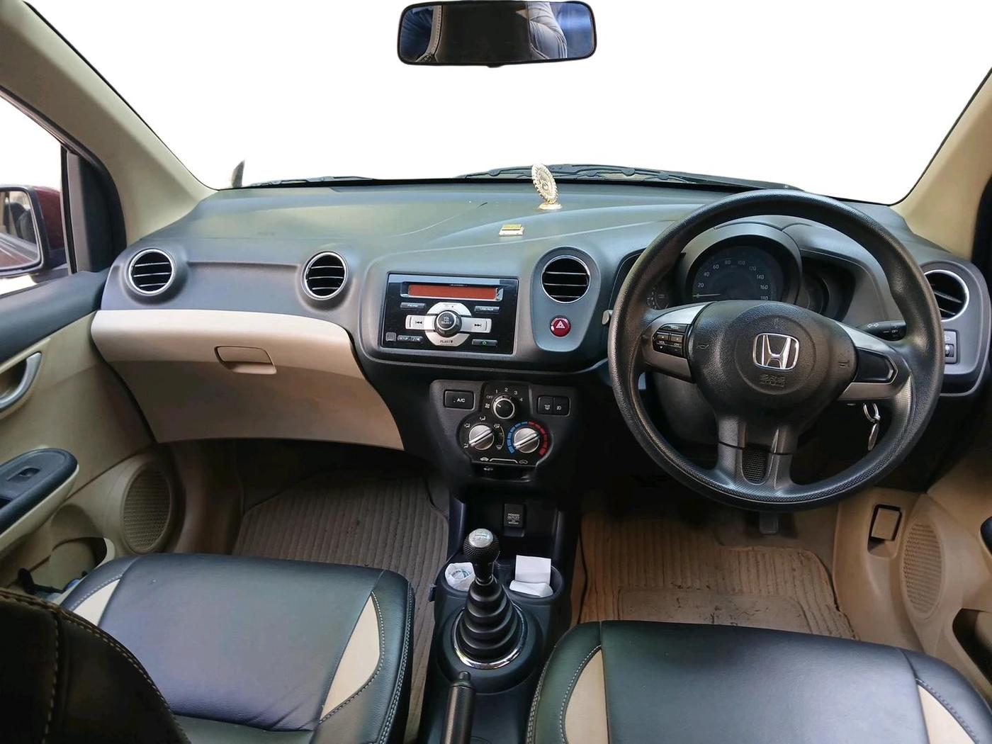 2015 Honda Amaze 1.2L I-VTEC VX, Petrol, Manual, 49,950 km, interior